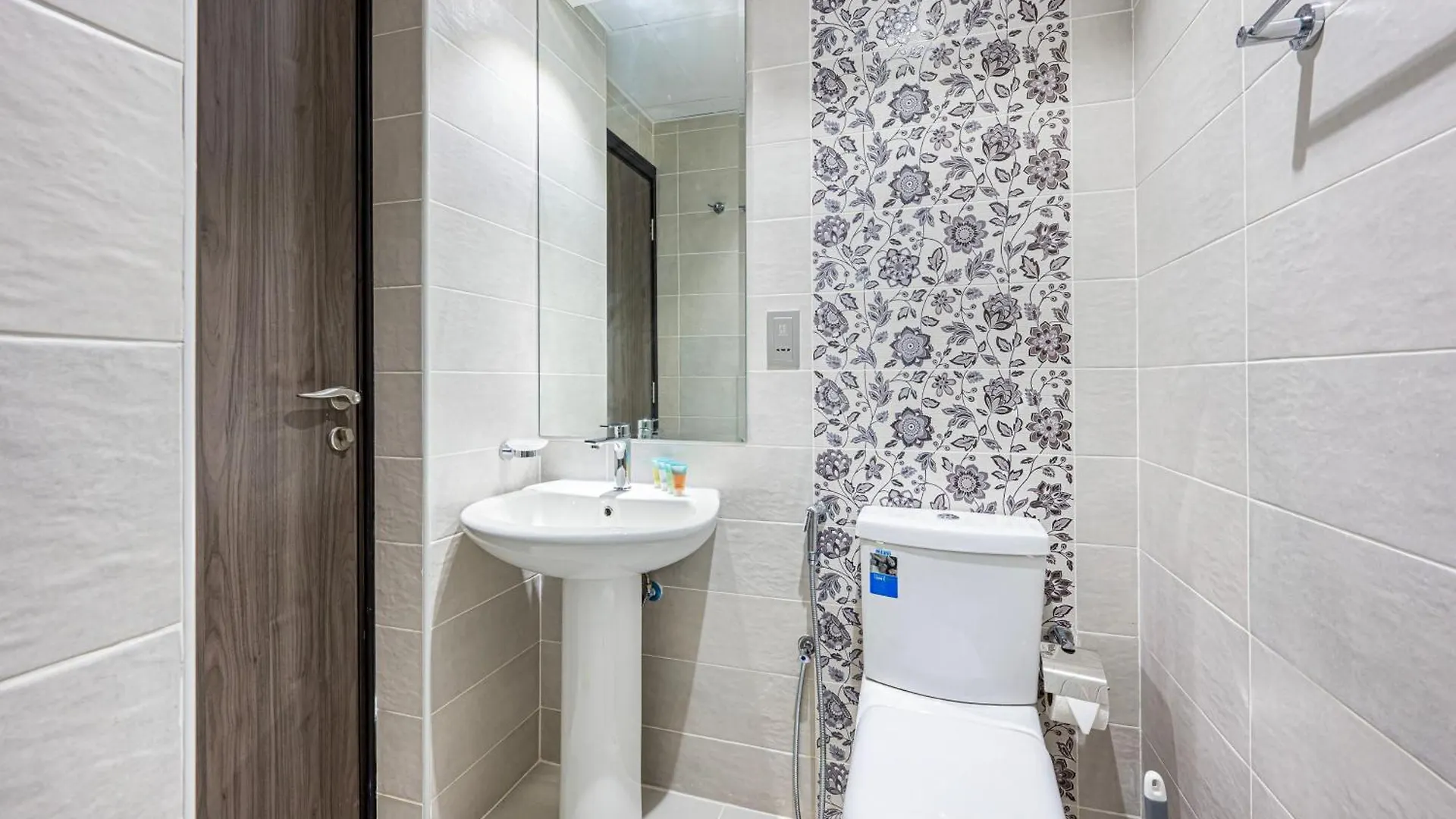 Apartment Chic Studio Retreat In The Heart Of Dubailand
