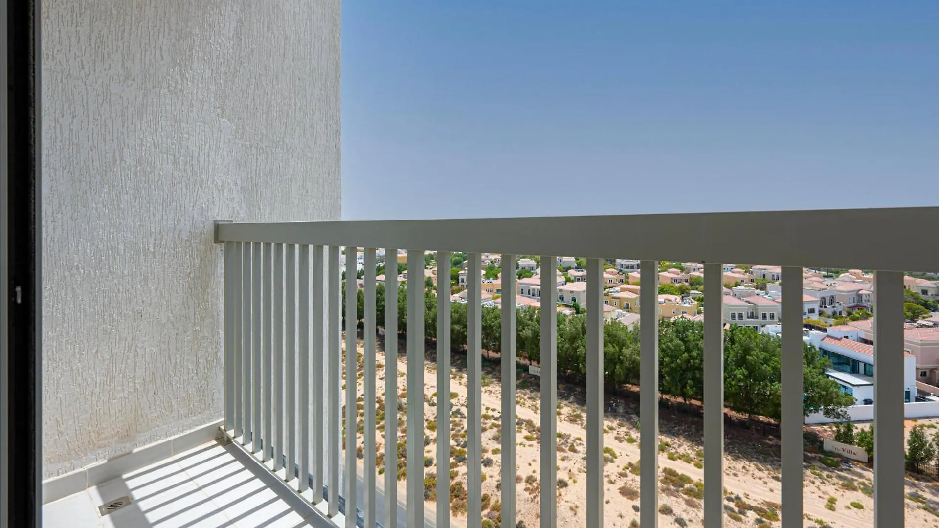 Apartment Chic Studio Retreat In The Heart Of Dubailand